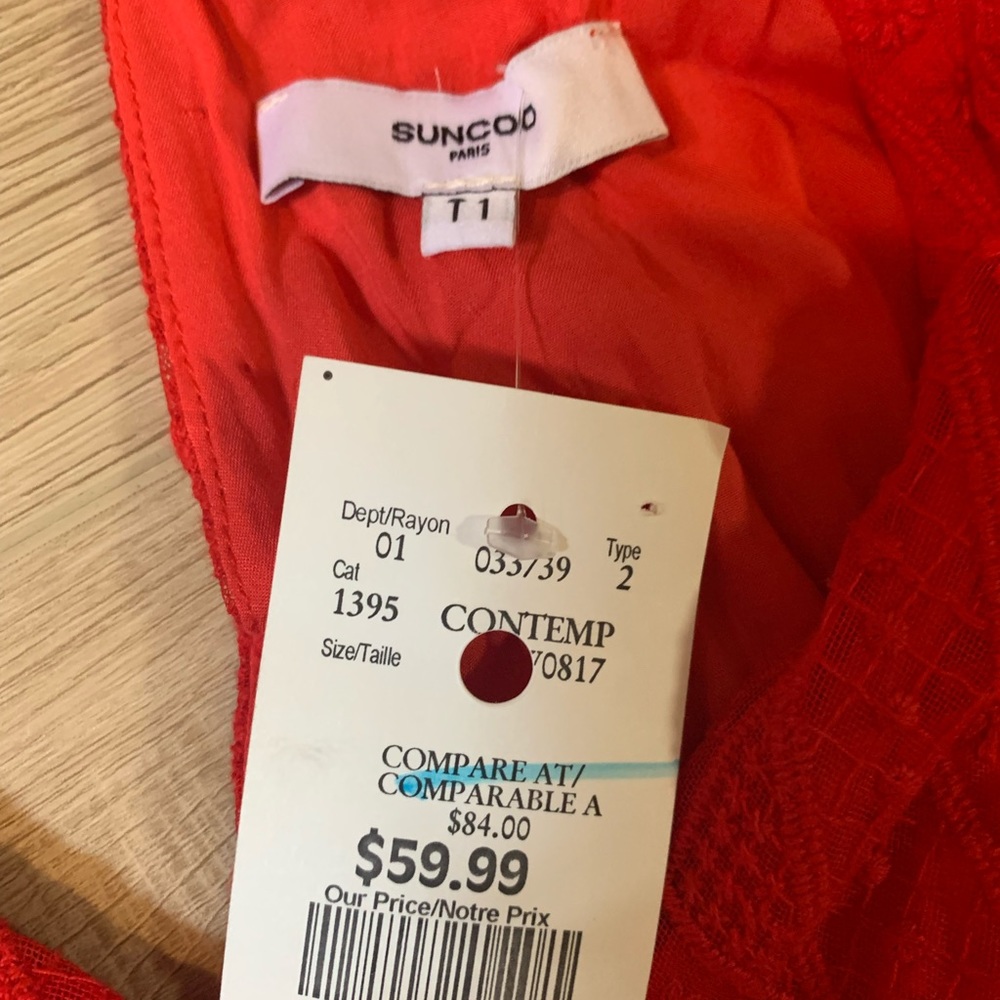 Perfect Red! - Picture 2 of 3